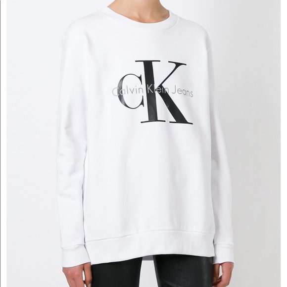 Calvin Klein sweatshirt